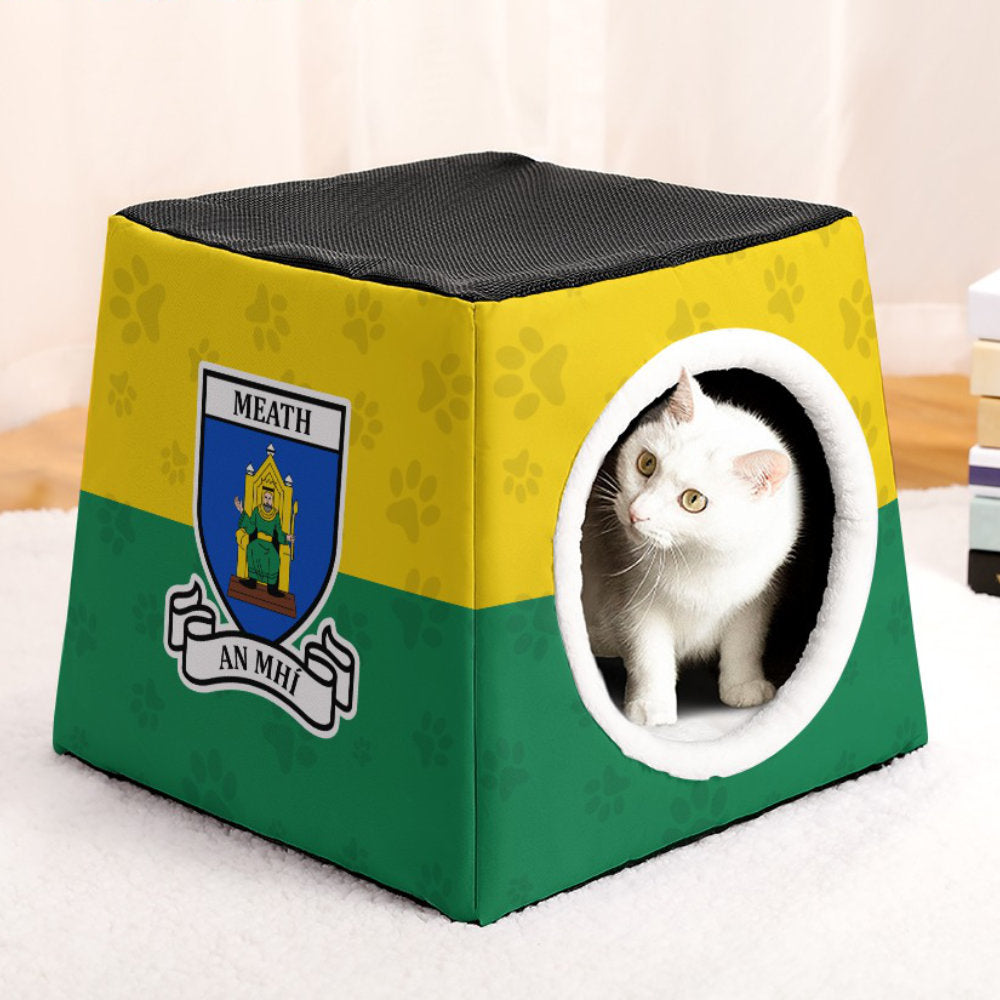 County Meath Classic Crest Pet Bed