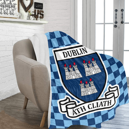 County Dublin Chequered Ultra-Soft Throw Blanket