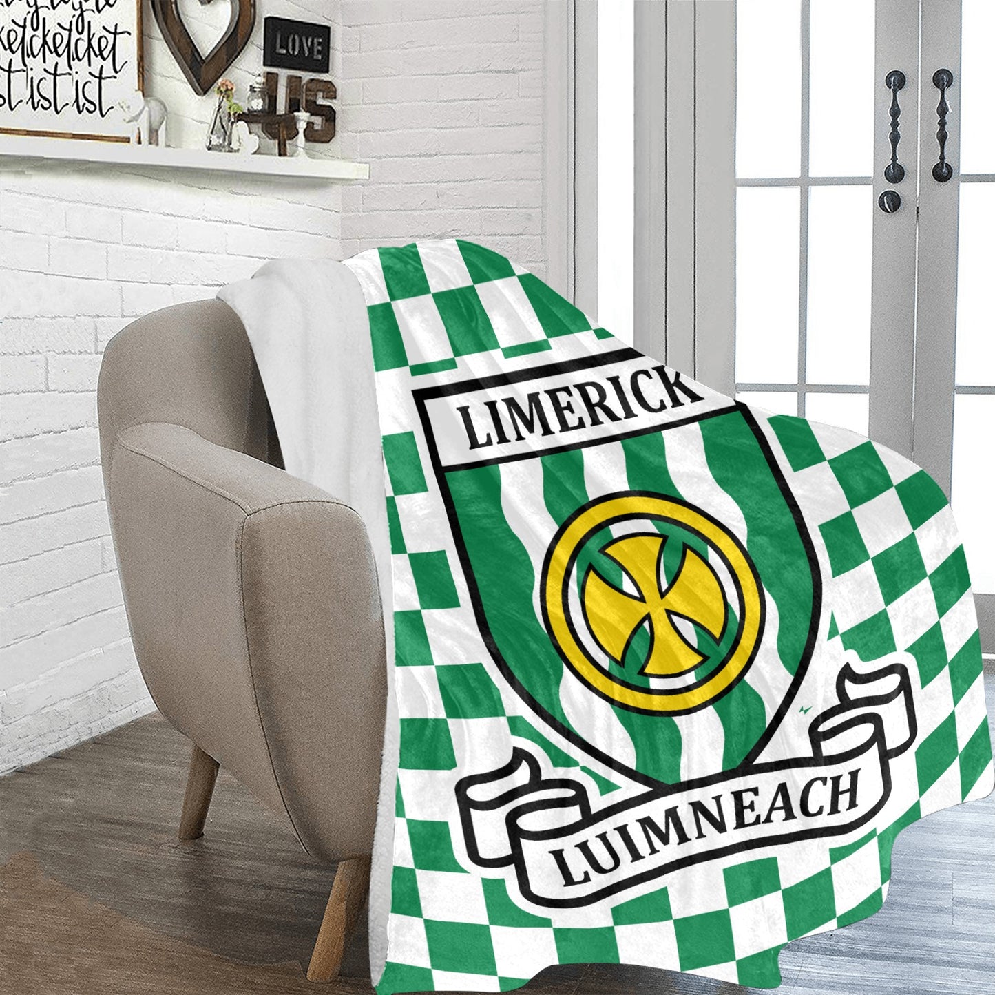 County Limerick Chequered Ultra-Soft Throw Blanket