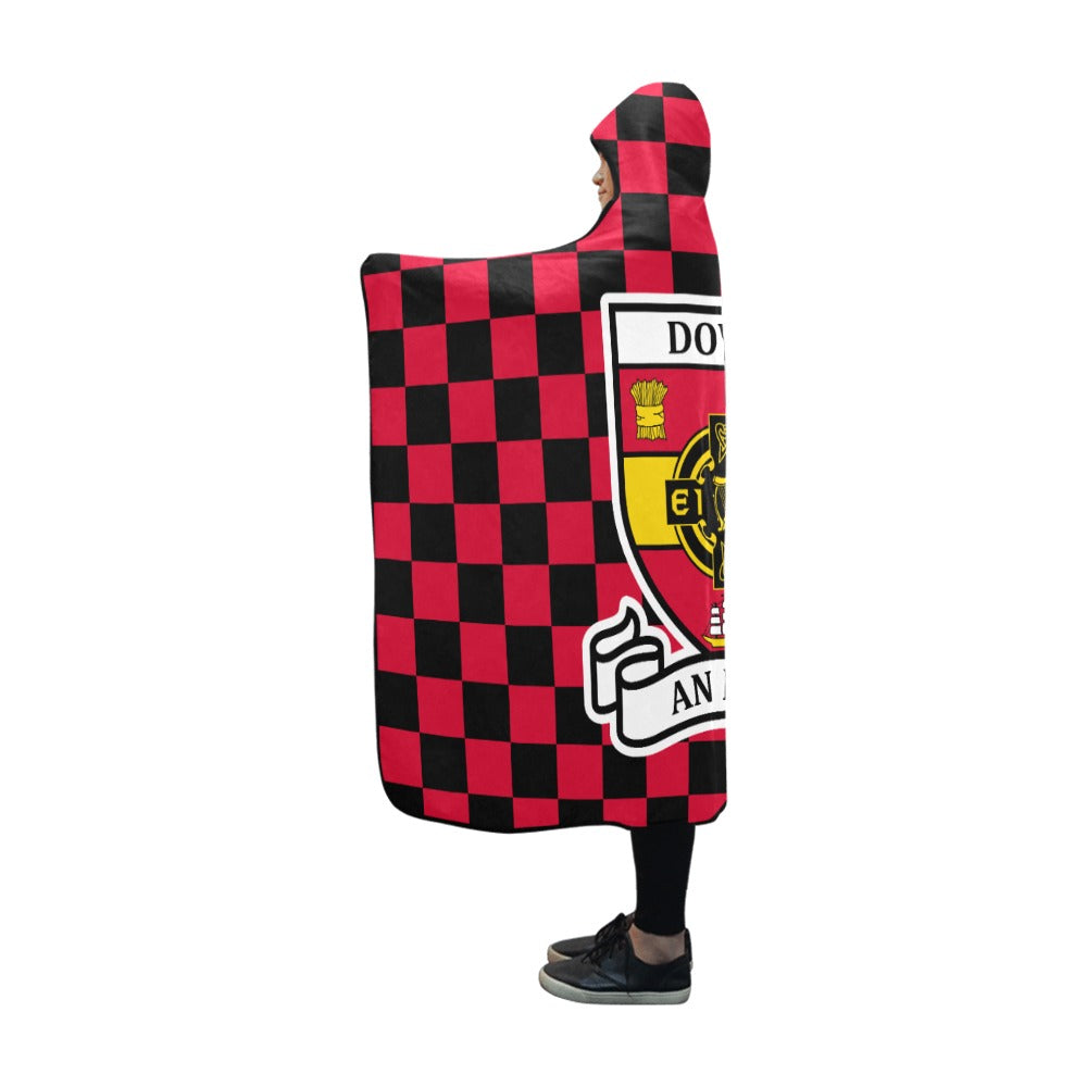County Down Premium Chequered Hooded Blanket