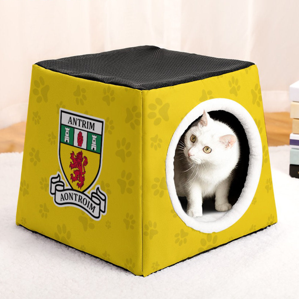 County Antrim Classic Crest Pet Bed