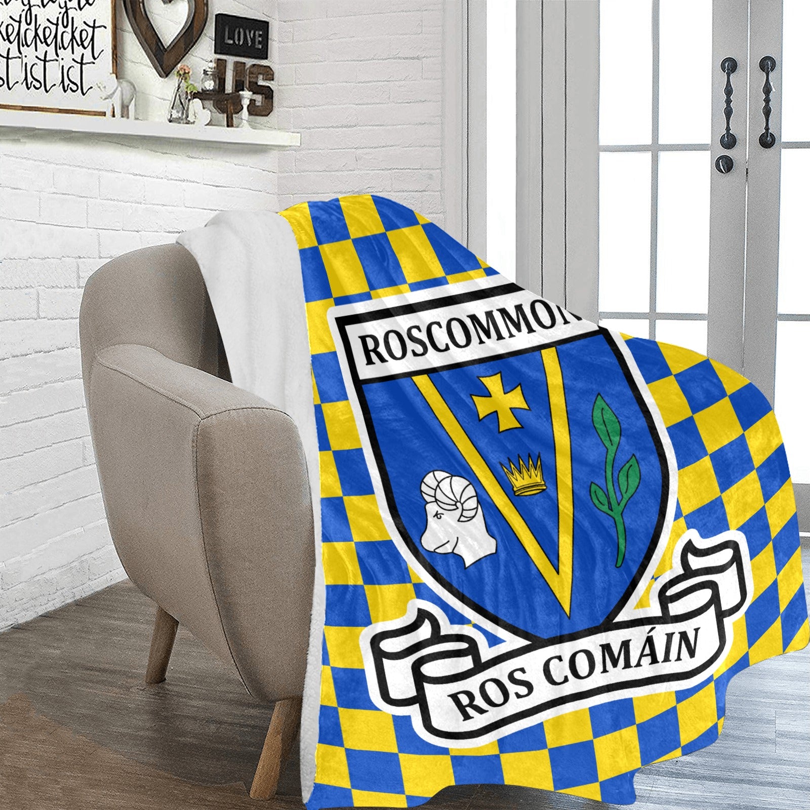 County Roscommon Chequered Ultra-Soft Throw Blanket