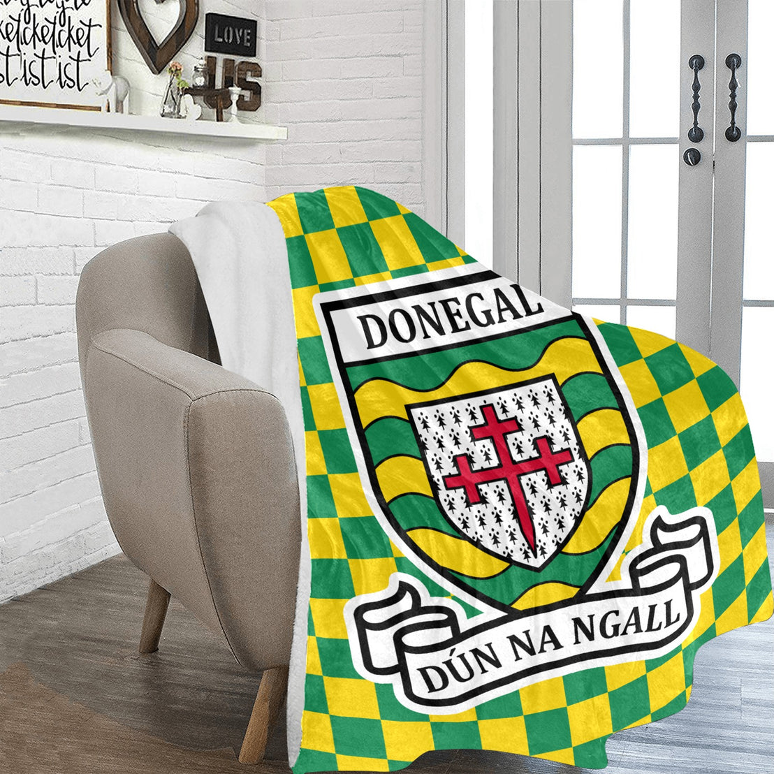 County Donegal Chequered Ultra-Soft Throw Blanket